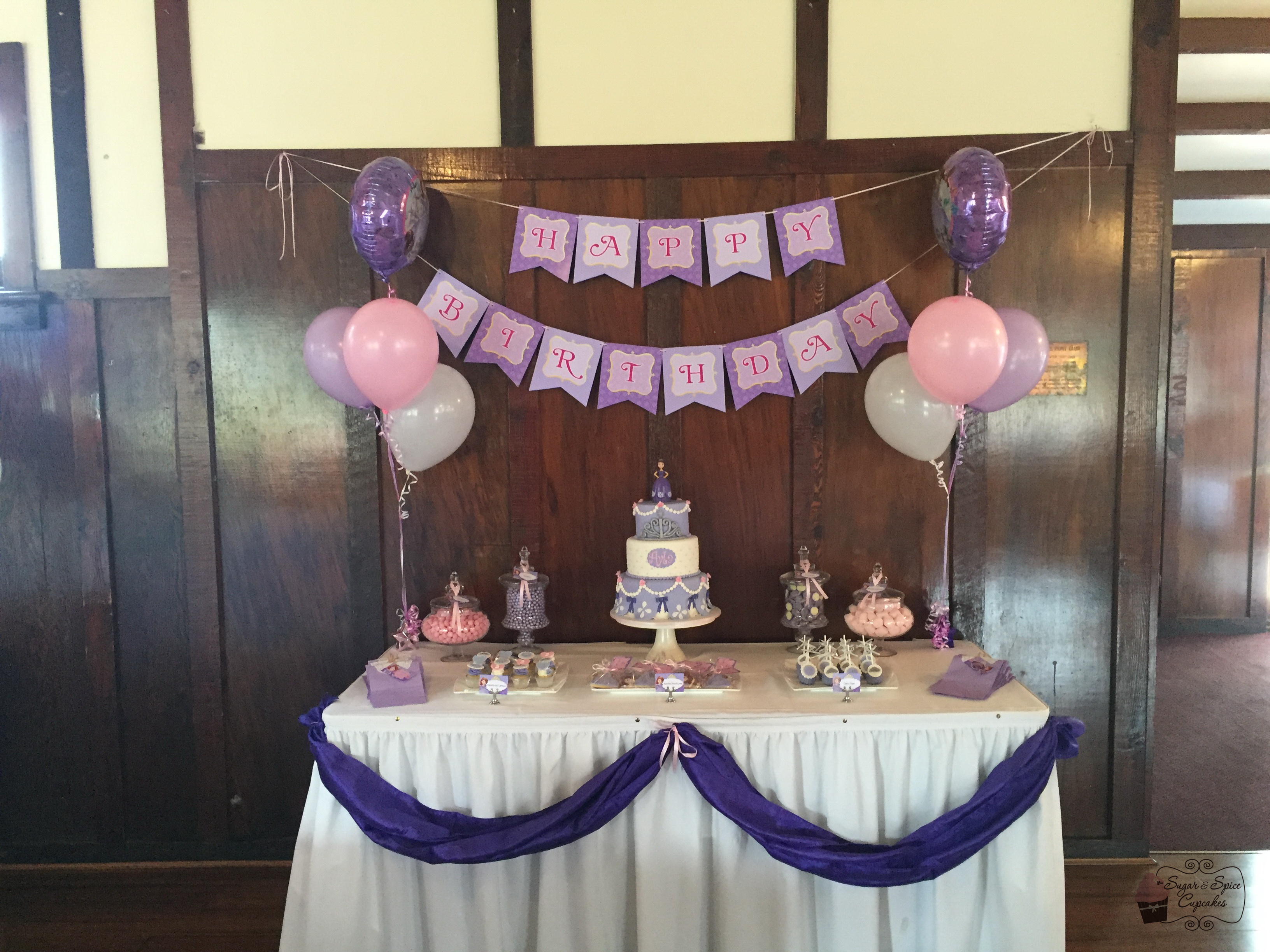 Dessert Tables & Candy Buffets Sugar and Spice Cupcakes