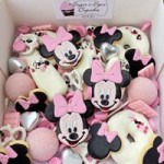 Minnie Mouse Dessert Grazing Box